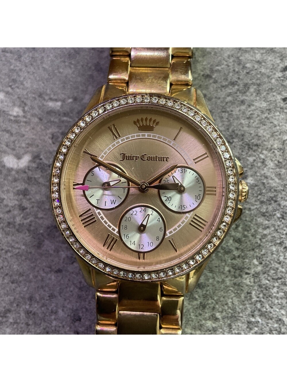 Juicy Couture Womens Watch 32mm Gold Tone Case And Band Crystal Accent Bezel A11